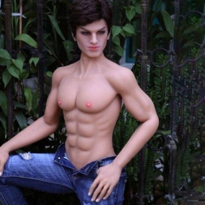 Реалистичная секс-кукла Реалистичная секс-кукла